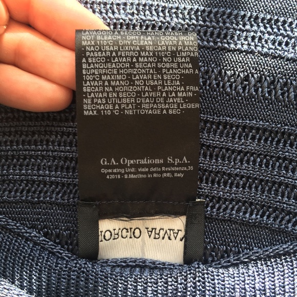 Sold! NWOT Giorgio Armani dress - Picture 7 of 7